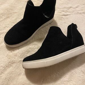 Steve Madden Black Slip-On Sneakers with White Sole